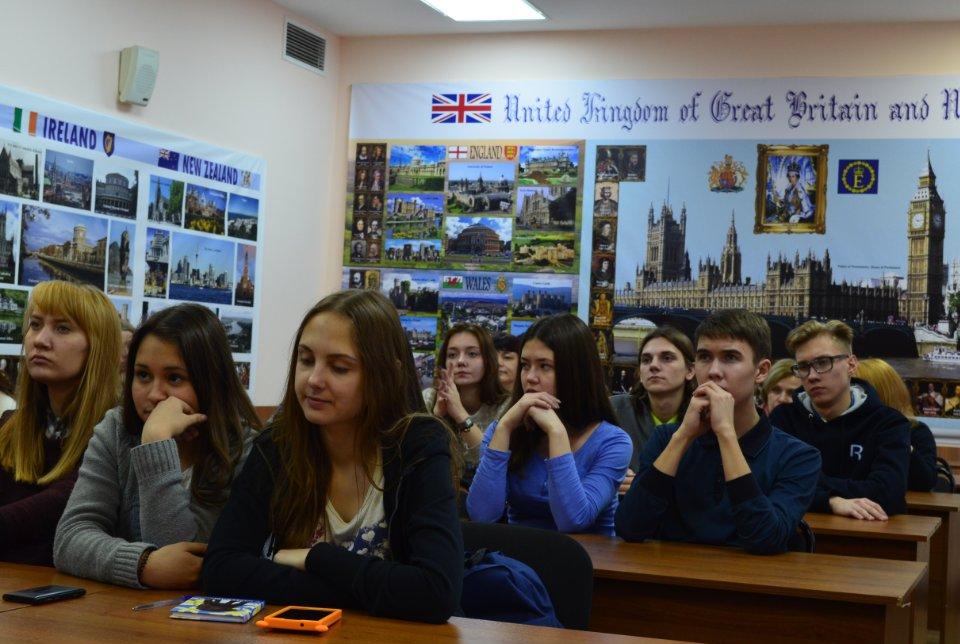 Абитуриенты просят встреч Абитуриенты просят встреч