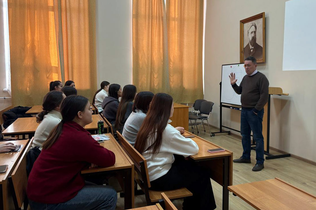 Родной язык ? хранитель истории и традиций народа Родной язык ? хранитель истории и традиций народа