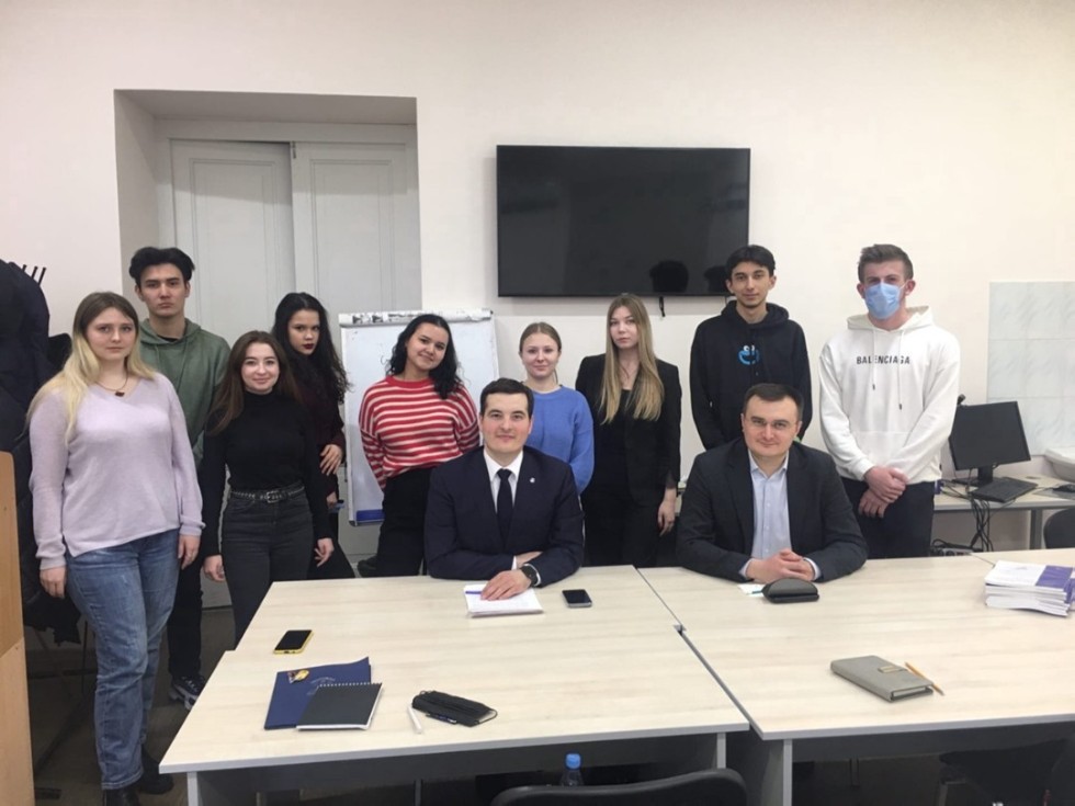 �������� ������ �������� �������� ��������� ���������� ��������� '�����, ����� � ��������' ���������� ������ ����������� �� ����: '��������� ������ � ��������� ��������: ������������� �������'.