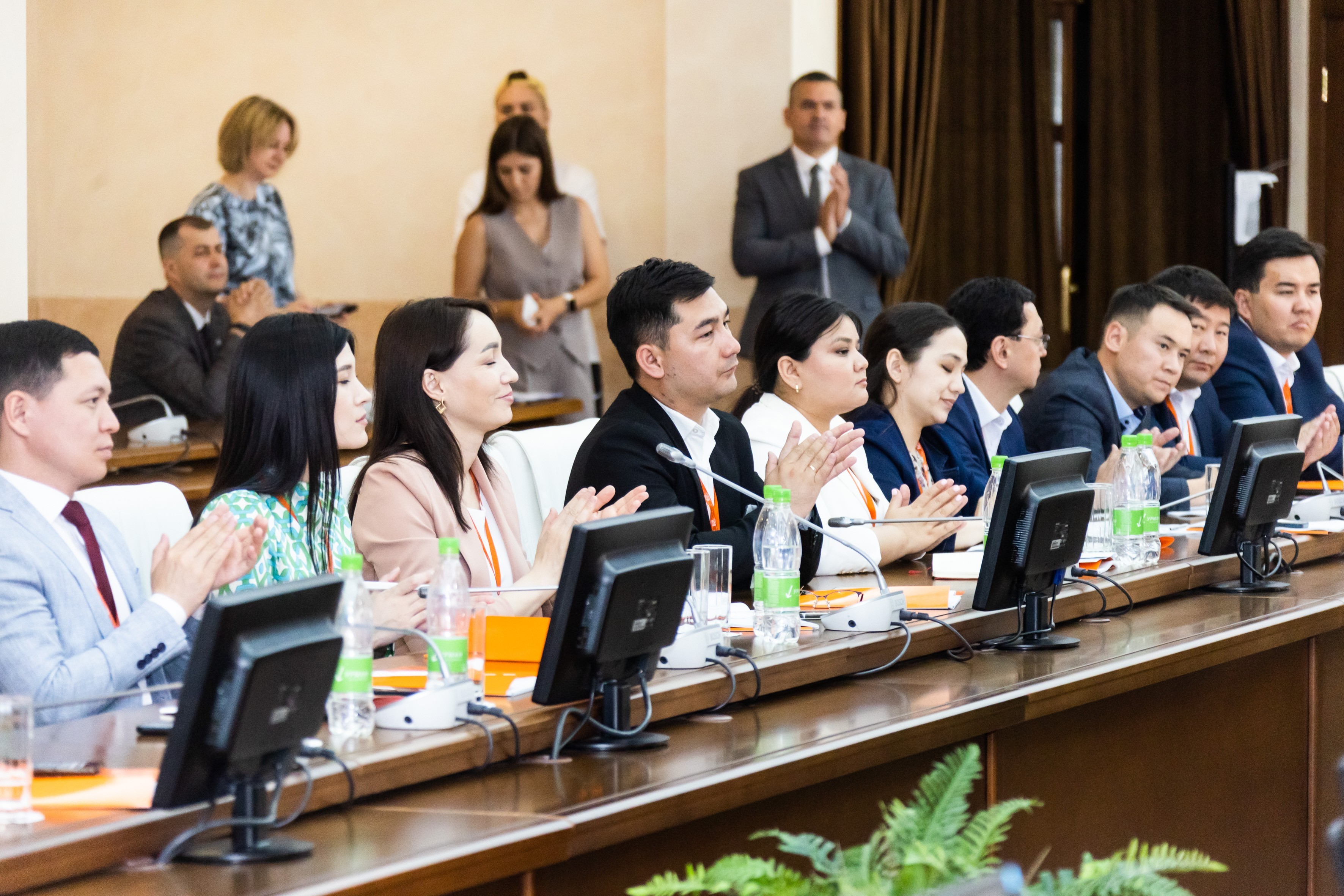 Kazakhstan's public servants participate in the internship's prepared by HSPA