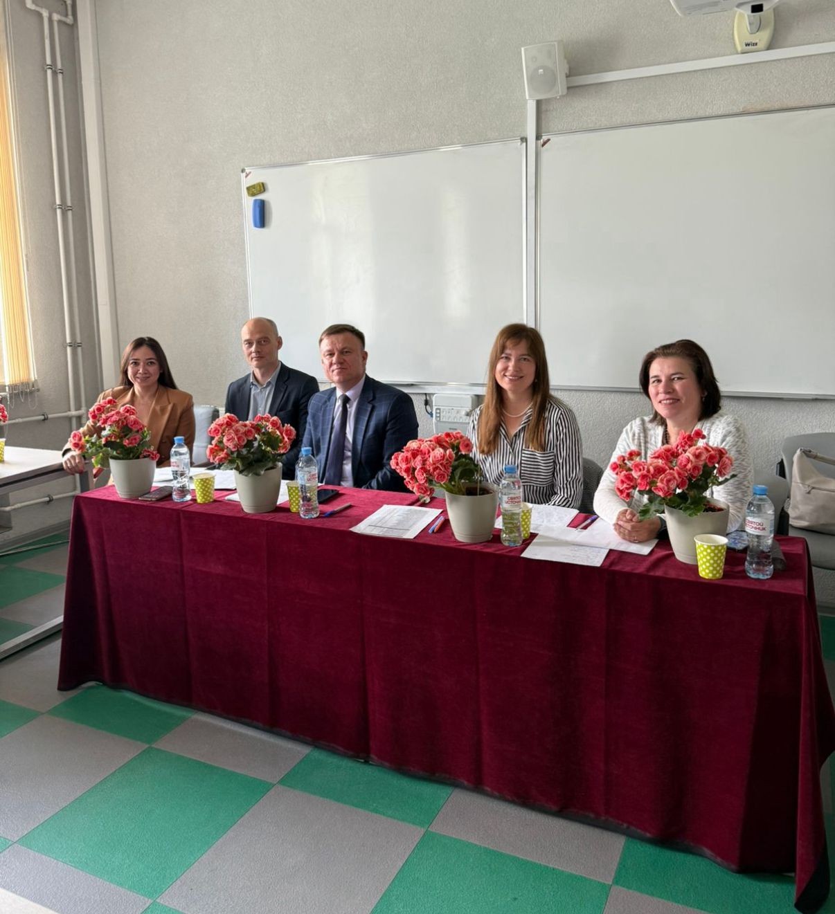 Выпускники кафедры общего менеджмента закрыли сезон защит 2025 Выпускники кафедры общего менеджмента закрыли сезон защит 2025