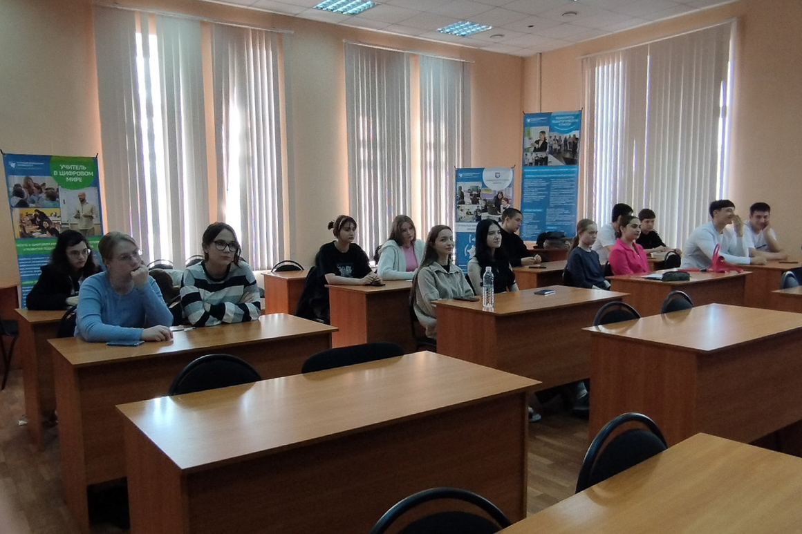 Студенты встретились с обучающимися психолого-педагогических классов Студенты встретились с обучающимися психолого-педагогических классов