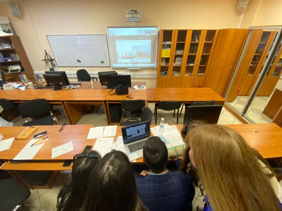 Участие студентов ИММ в международном межвузовском методико-математическом мероприятии Участие студентов ИММ в международном межвузовском методико-математическом мероприятии