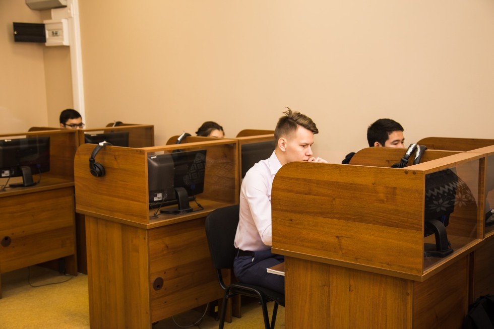 Олимпиада по русскому языку среди иностранных студентов высших учебных заведений г. Казани Олимпиада по русскому языку среди иностранных студентов высших учебных заведений г. Казани