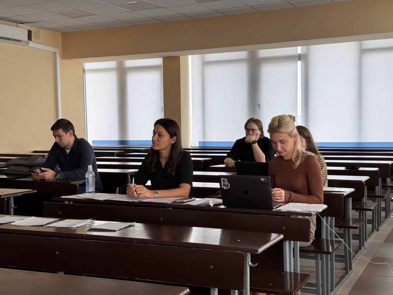 На кафедре общей и этнической социологии обсудили кандидатские работы аспирантов На кафедре общей и этнической социологии обсудили кандидатские работы аспирантов