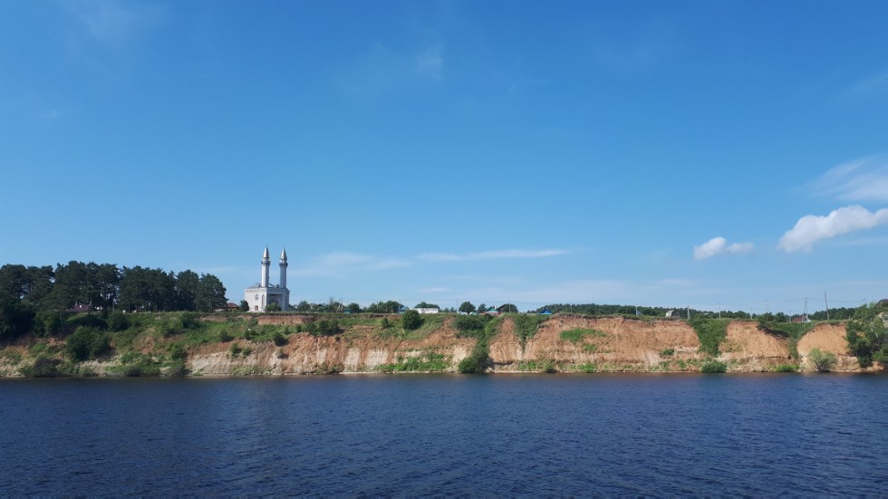 ������-����������