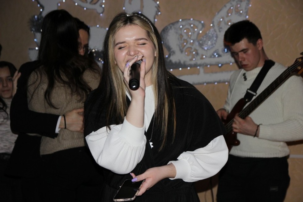 '���� �� ���� ����...'