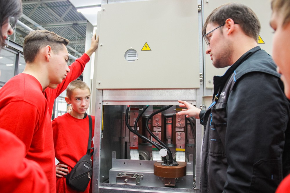 ��������� '��������������� ����' �������� '������� �������'