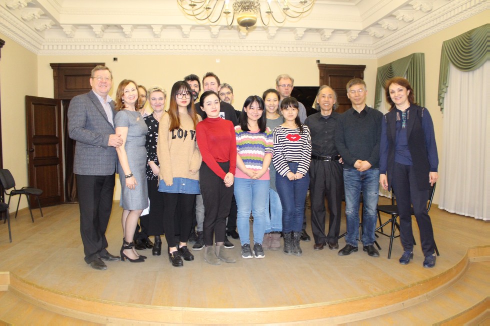 '������� �����' � ������������ ����������