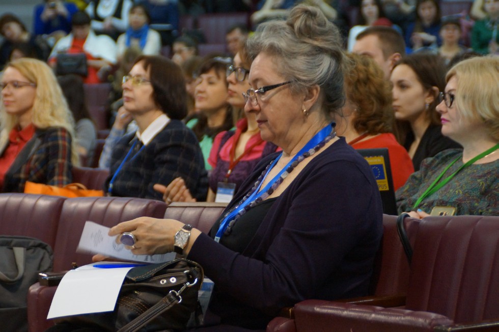 ������������� ������� ����������� '��������� � ������������ ����������� �����' (Reflections and Innovations in EFL: Teaching Methods and Assessments)