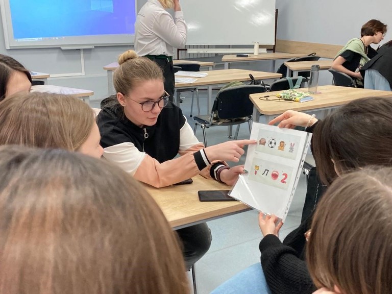 Студенты-регионоведы обсудили развитие Сахалина Студенты-регионоведы обсудили развитие Сахалина