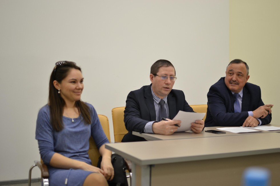 ����� ������������ ����� ����