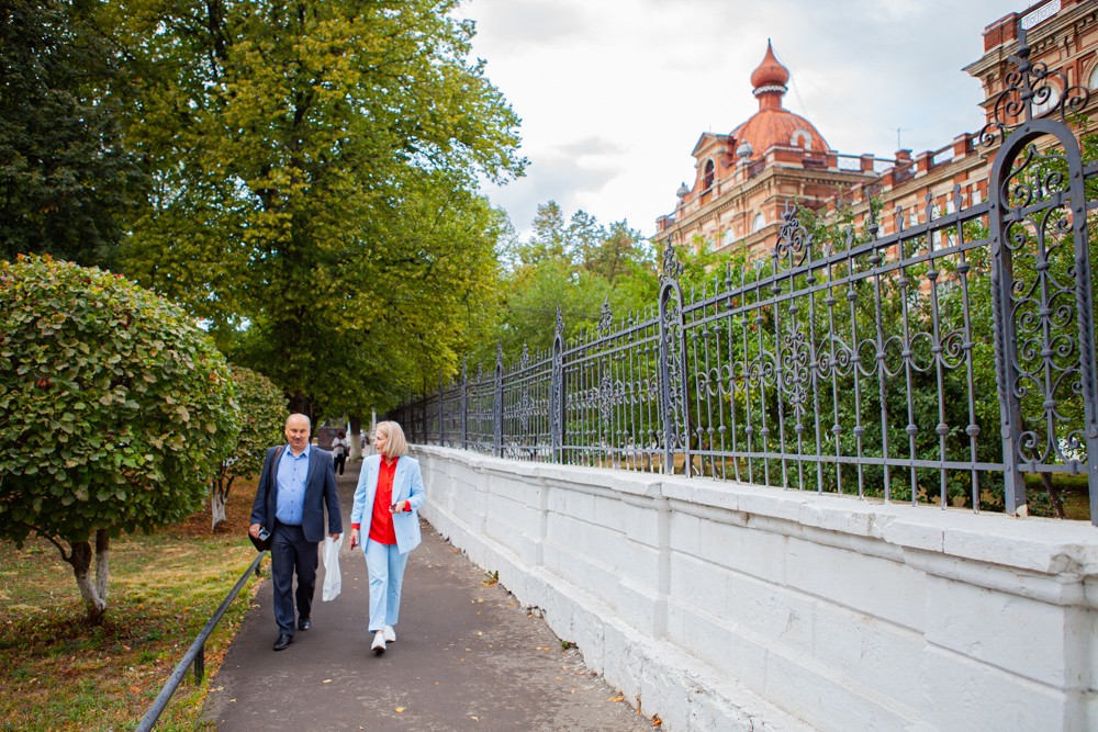 В Елабужском институте КФУ прошла встреча с Голубицким А.В., директором МБОУ СОШ 'Школа будущего' В Елабужском институте КФУ прошла встреча с Голубицким А.В., директором МБОУ СОШ 'Школа будущего'