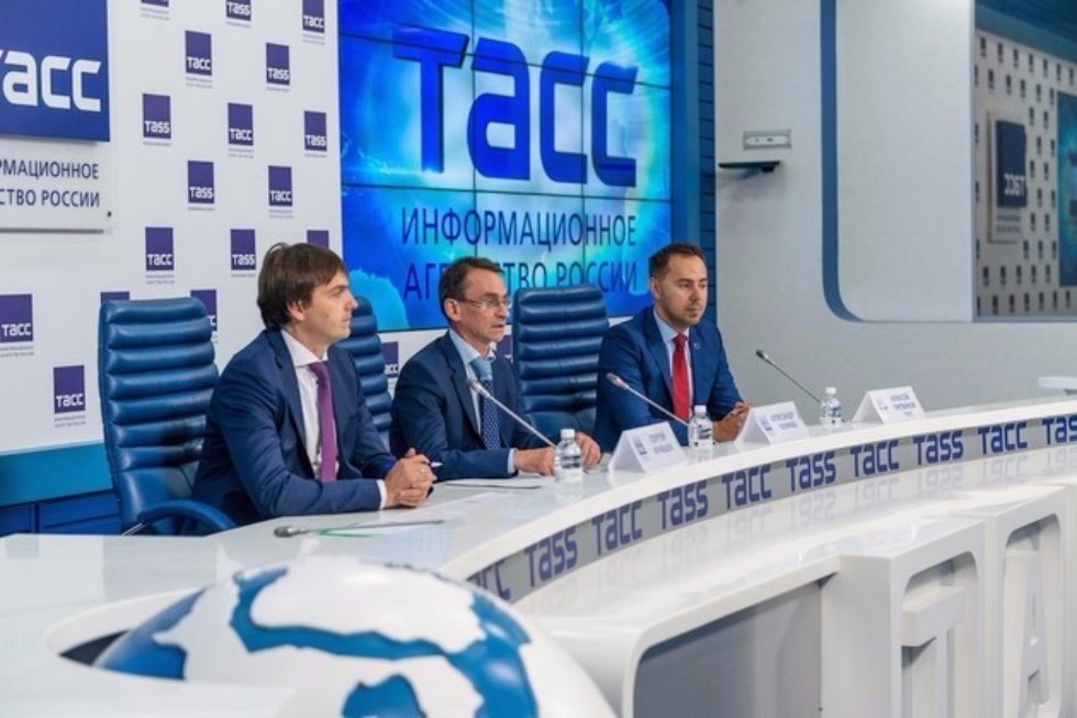 Kazan University Enrollees Are Top Exam Scorers among All Federal Universities Kazan University Enrollees Are Top Exam Scorers among All Federal Universities