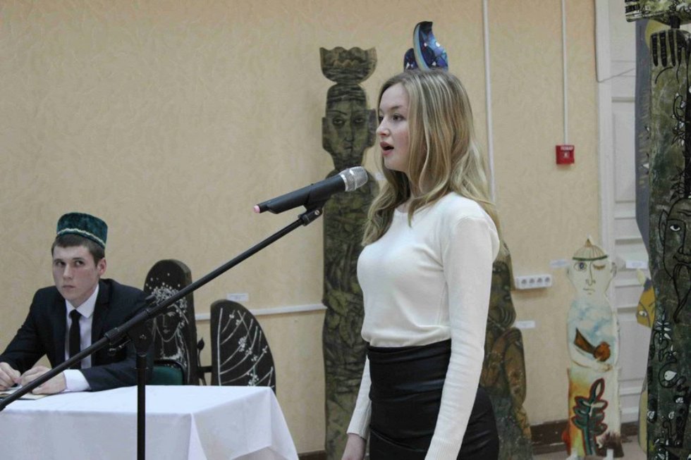 Сегодня в Елабужском институте КФУ состоялась презентация выставки работ участников всероссийского этно-арт-симпозиума 'Песнь о Шурале',посвященной 130 - летию со дня рождения татарского поэта Габдуллы Тукая Сегодня в Елабужском институте КФУ состоялась презентация выставки работ участников всероссийского этно-арт-симпозиума 'Песнь о Шурале',посвященной 130 - летию со дня рождения татарского поэта Габдуллы Тукая