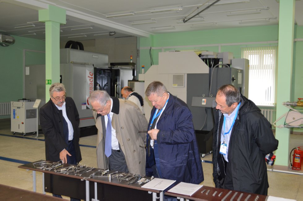 ����� �������� 2016