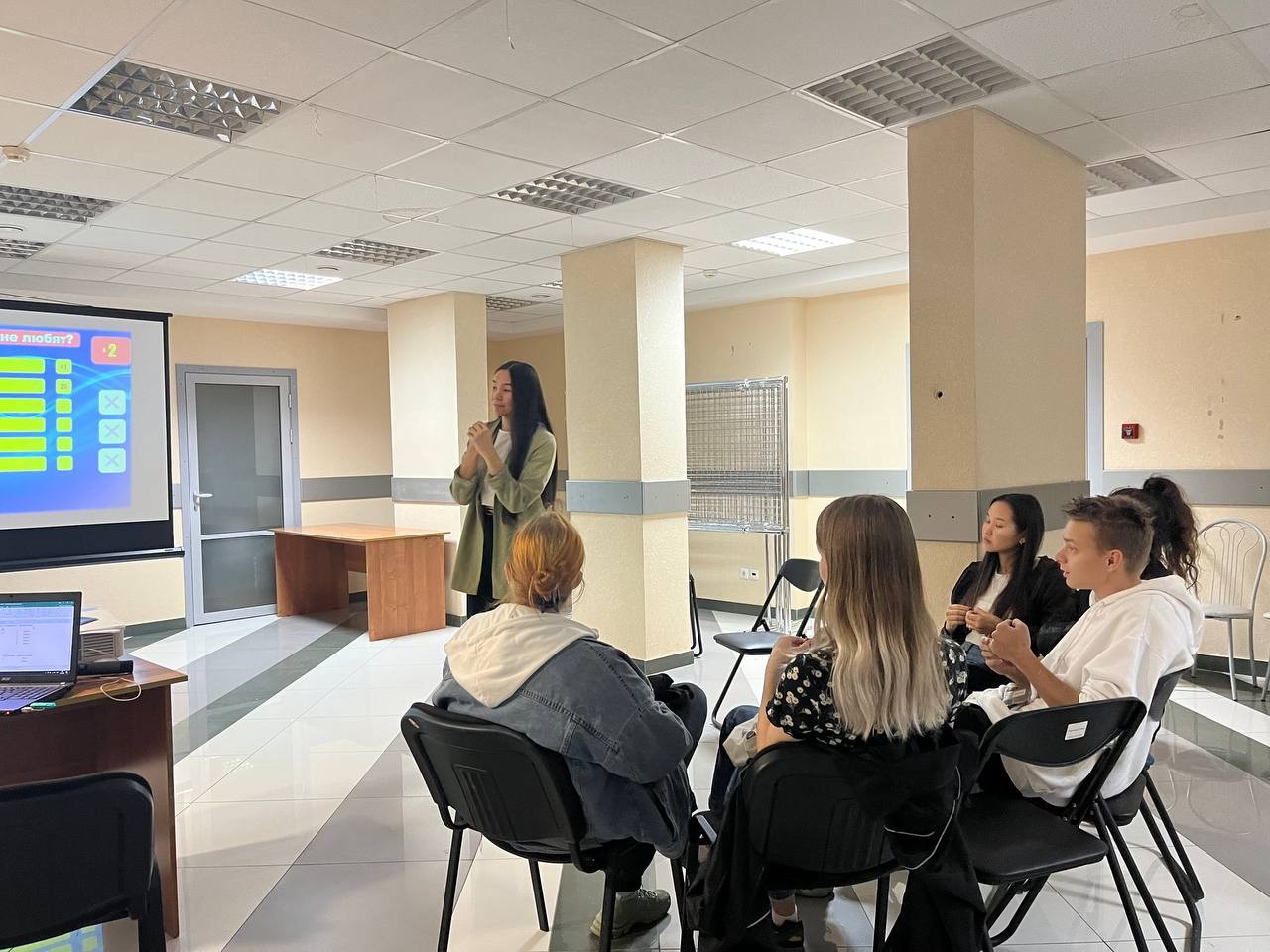 Игра 'Сто к одному'. Игра 'Сто к одному'.