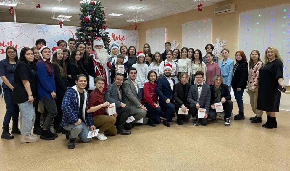 С наступающим Новым Годом, студенты отделения филологии и истории! С наступающим Новым Годом, студенты отделения филологии и истории!