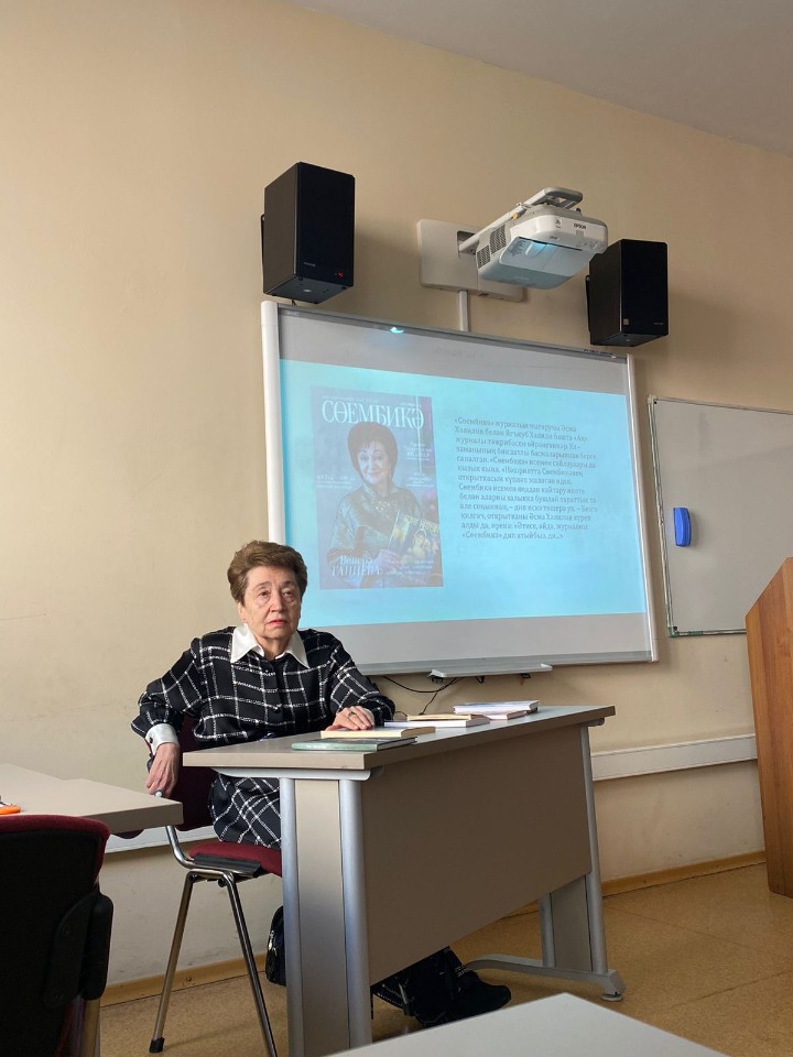 Институтыбызда прозаиклар белән очрашу үткәрелде Институтыбызда прозаиклар белән очрашу үткәрелде