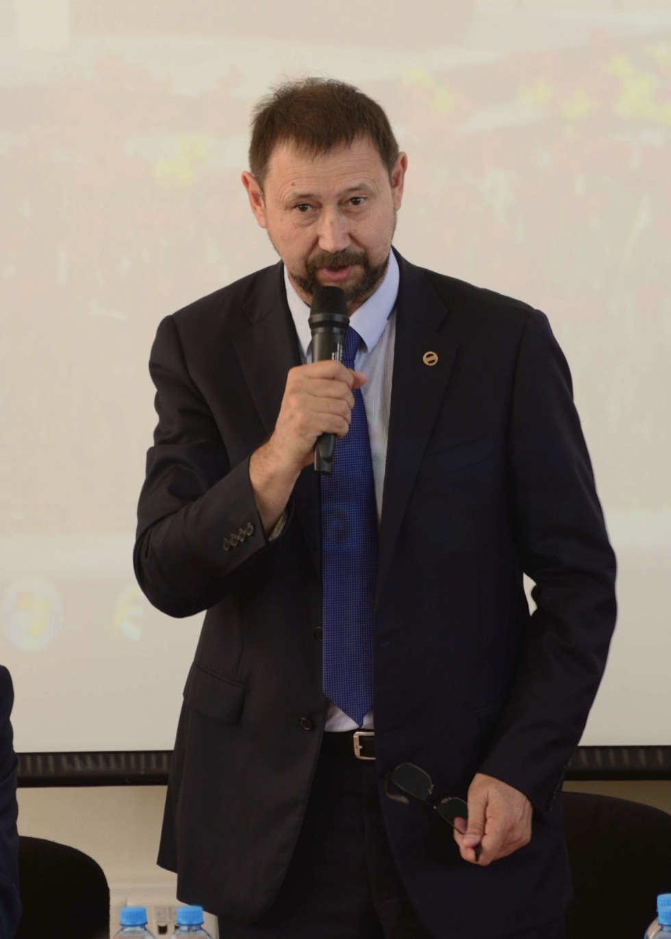 Конференция по алгебре, анализу и геометрии Конференция по алгебре, анализу и геометрии