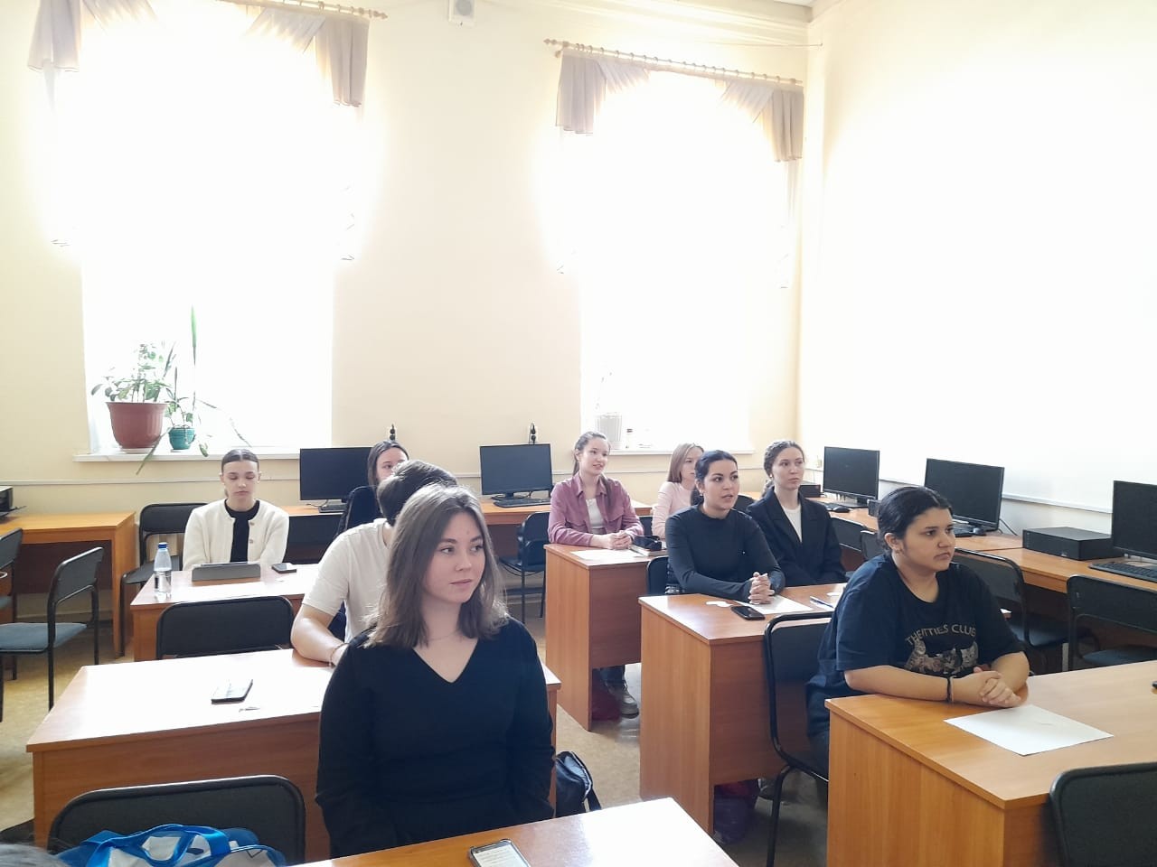 Каким быть учителю начальных классов? Каким быть учителю начальных классов?