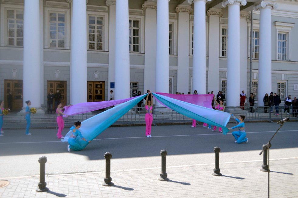 �������� ������ � �����