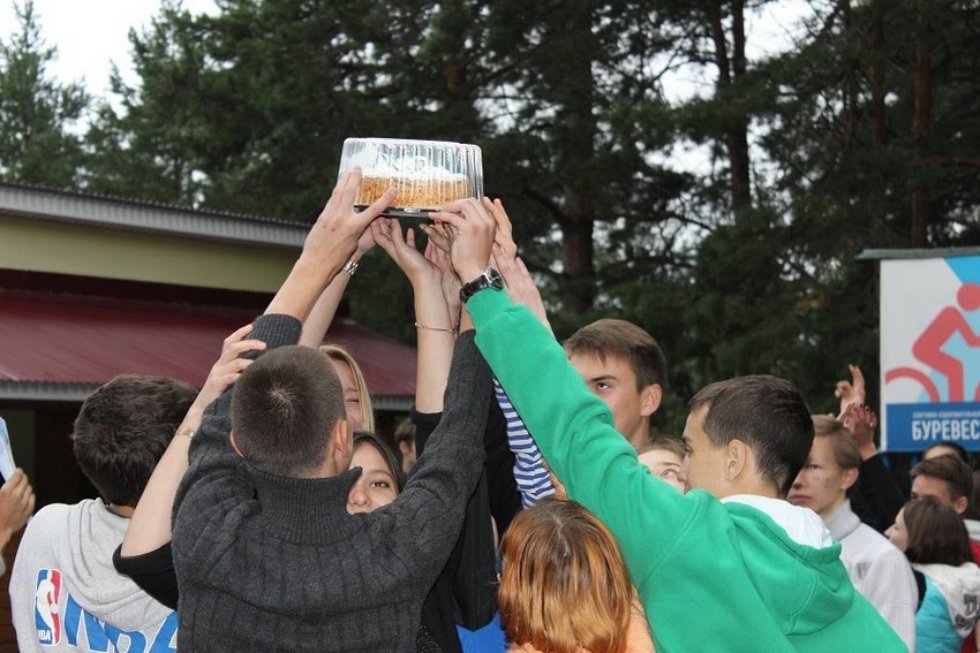 'До встречи в следующем году!' 'До встречи в следующем году!'