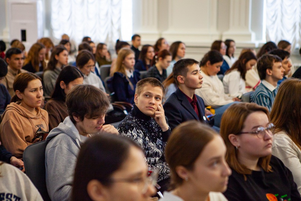 В Елабужском институте КФУ проходит просветительская акция 'Достижения России'