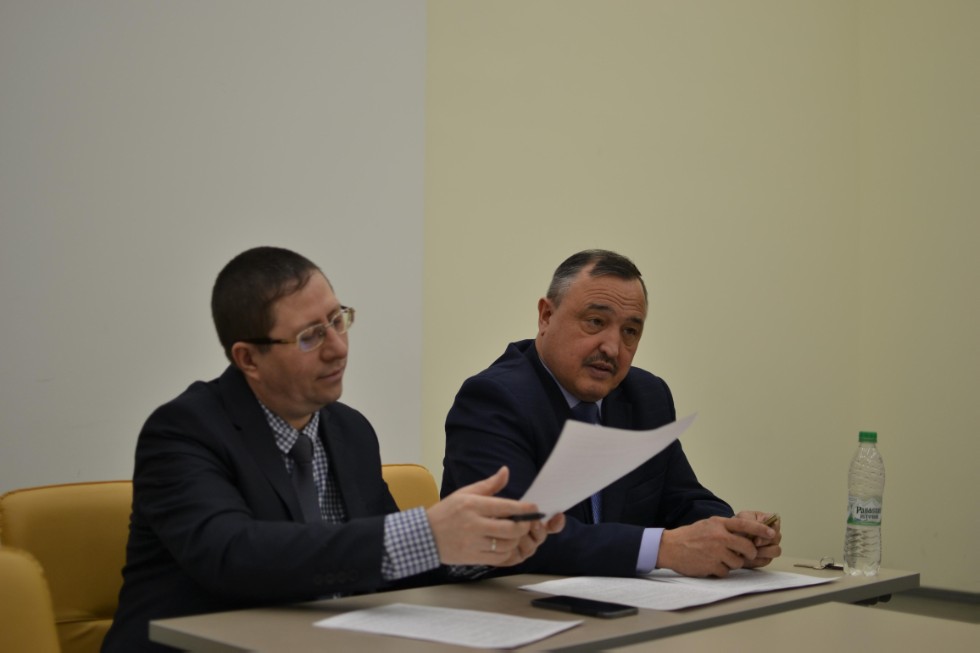 ����� ������������ ����� ����