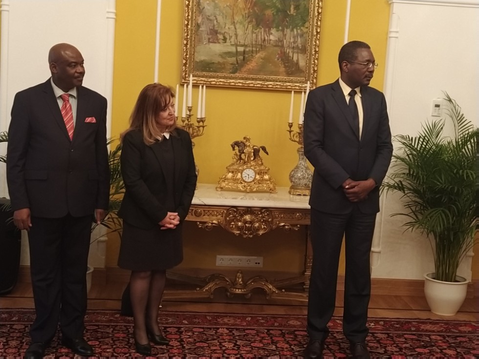 ��� ������ ������� � ������������ �������������� ��� �������������� �����