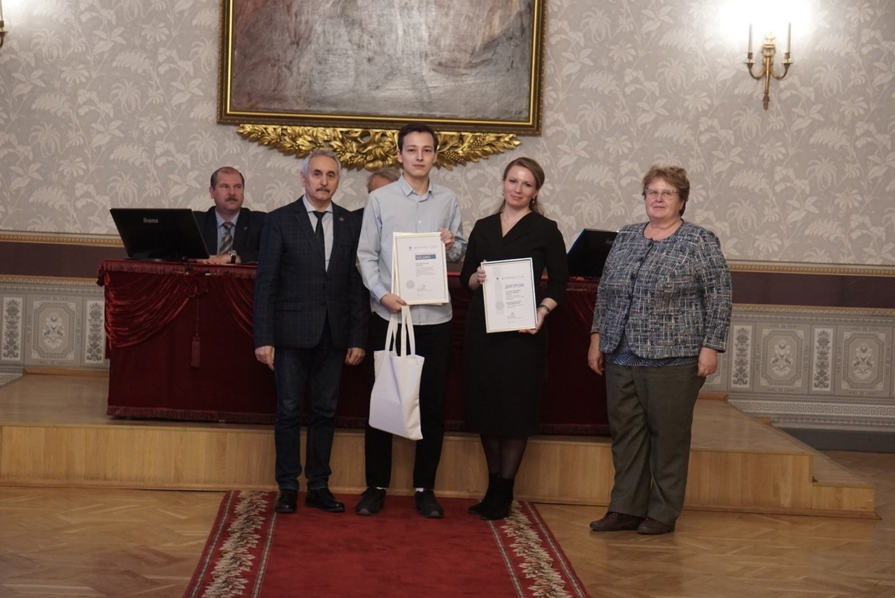 Дискуссионный клуб ЭКОНОМОЛОГИЯ - Лауреат конкурса на лучший студенческий научный кружок КФУ! Дискуссионный клуб ЭКОНОМОЛОГИЯ - Лауреат конкурса на лучший студенческий научный кружок КФУ!