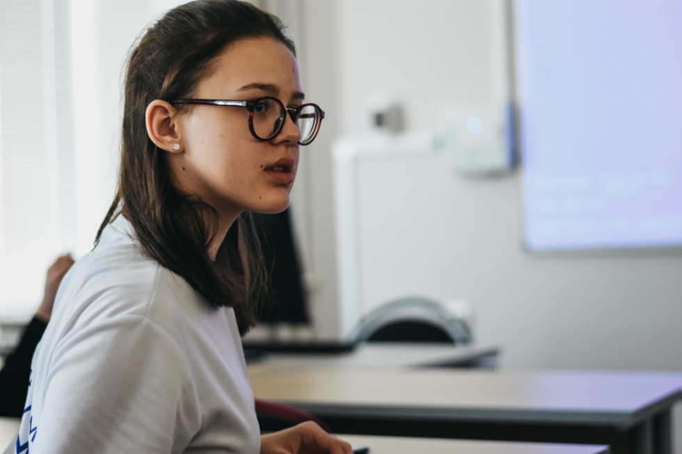 ����� ��������� ���� ������������� 