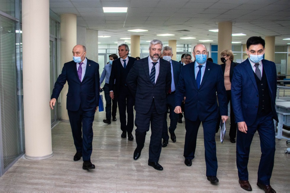 ���� ������ ��������� ������������ ��������� �� ����� ����������� ����������� ����������, �����������������, ����������� �� �������, � �� �������������� ������������� �������������� �� ����� � �.�. ����������