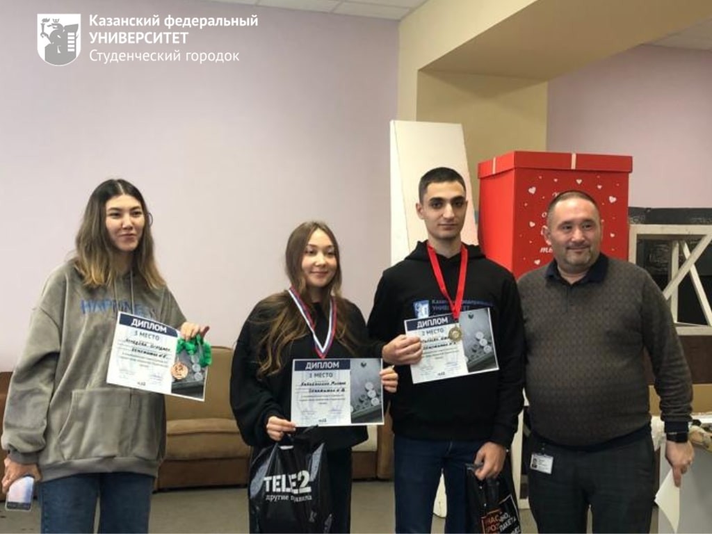 В Студенческом городке прошел турнир по шахматам, шашкам и нардам В Студенческом городке прошел турнир по шахматам, шашкам и нардам