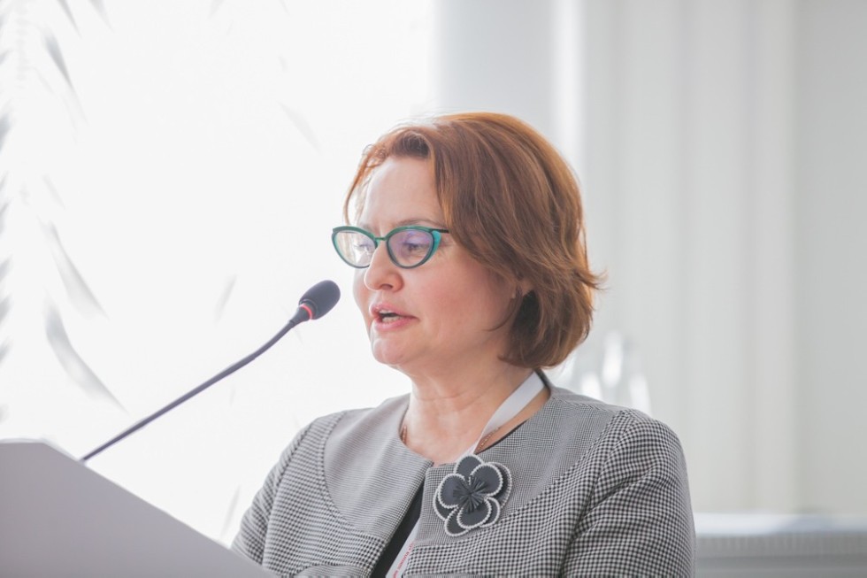 Второй этап Международной зимней исторической школы открылся в Елабужском институте КФУ Второй этап Международной зимней исторической школы открылся в Елабужском институте КФУ