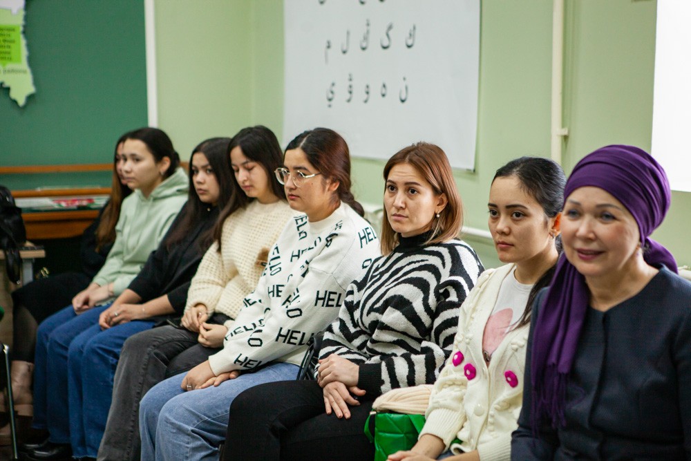 'Пушкин и Тукай ? два солнца поэзии': литературная гостиная в Елабужском институте КФУ 'Пушкин и Тукай ? два солнца поэзии': литературная гостиная в Елабужском институте КФУ