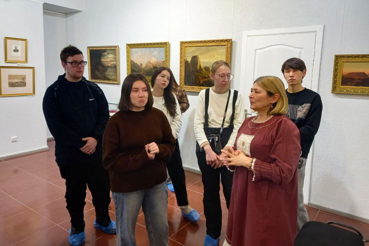 Студенты Елабужского института КФУ увидели Кавказ глазами Лермонтова Студенты Елабужского института КФУ увидели Кавказ глазами Лермонтова