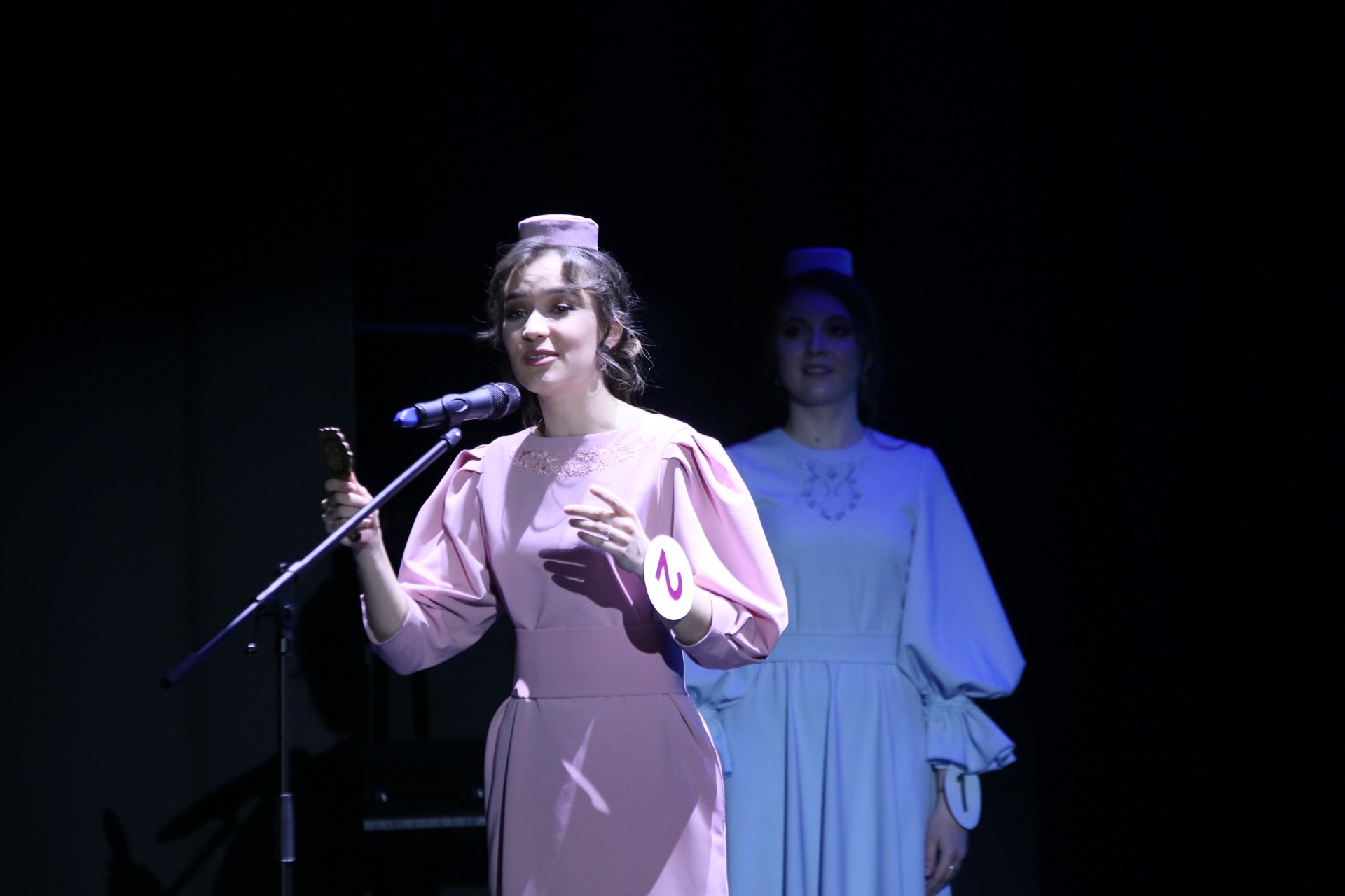 KFU student Aygul Shakirova wins Tatar language talent pageant Yaz Guzale 2021