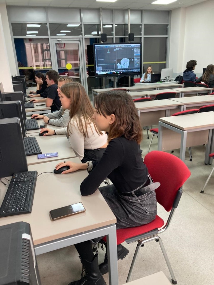 Институтта Ачык ишекләр көне узды Институтта Ачык ишекләр көне узды