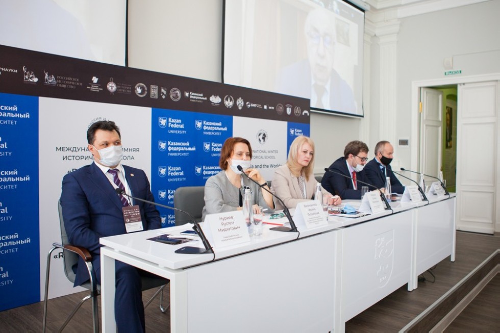 Второй этап Международной зимней исторической школы открылся в Елабужском институте КФУ Второй этап Международной зимней исторической школы открылся в Елабужском институте КФУ