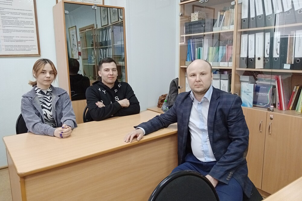 �������� ��������� ������������� � ����������� ���� ������� ������� � �����������