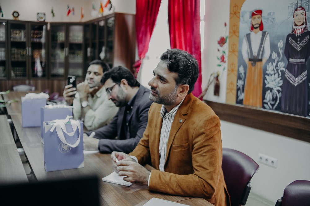 КФУ принял представителей Федерального университета урду из Пакистана КФУ принял представителей Федерального университета урду из Пакистана