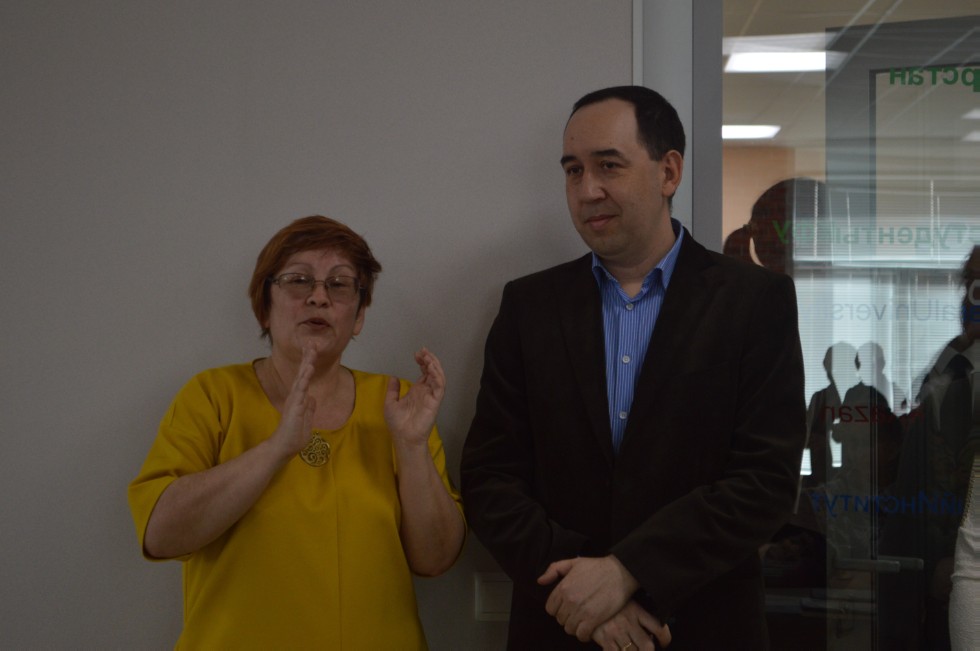 ����� ��������� ���� ������������� 