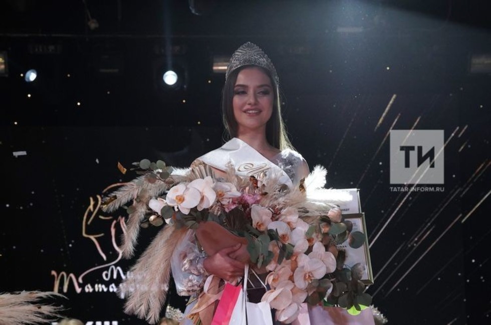 KFU student Dina Yunusova wins Miss Tatarstan 2021 talent pageant KFU student Dina Yunusova wins Miss Tatarstan 2021 talent pageant