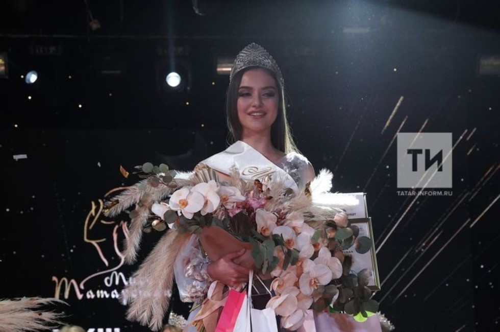 KFU student Dina Yunusova wins Miss Tatarstan 2021 talent pageant