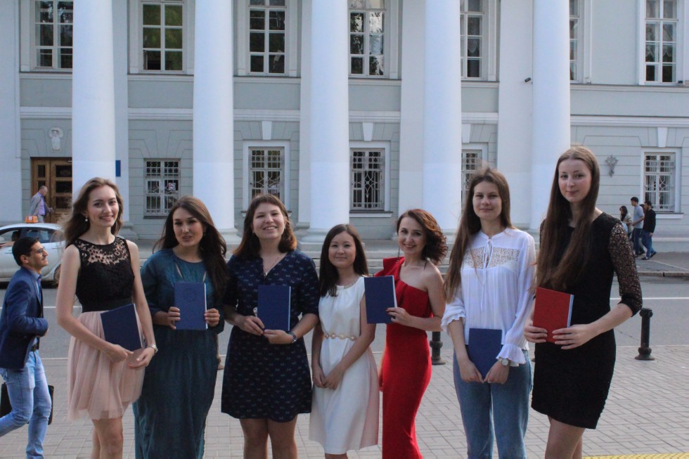 ������ ������������� �������� �������� ����������� ������� ����� � ���������� ����������