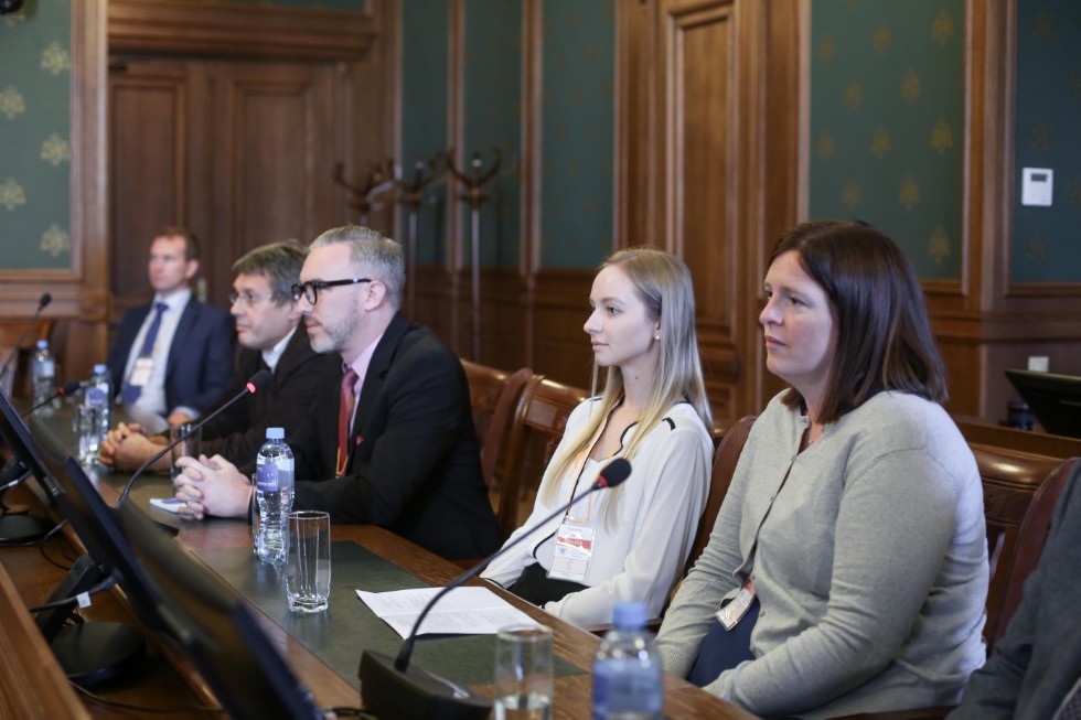 Rector Ilshat Gafurov spoke with participants of Kazan Precision Medicine Workshop