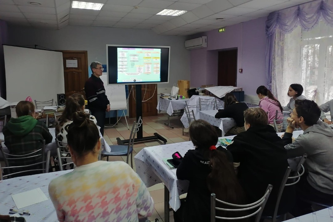 Экологическая смена 'Коворкинг' прошла в 'Буревестнике' Экологическая смена 'Коворкинг' прошла в 'Буревестнике'