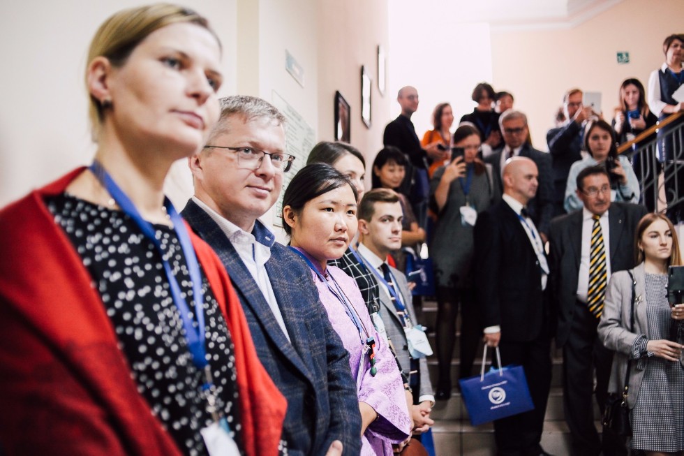 ������������� ������-������������ ����������� '������ - �����: ������� � ��������'