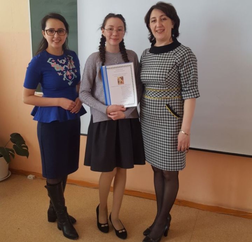 'Әдәбият галиме мине киләчәктә татар журналисты булырга рухландырды' 'Әдәбият галиме мине киләчәктә татар журналисты булырга рухландырды'